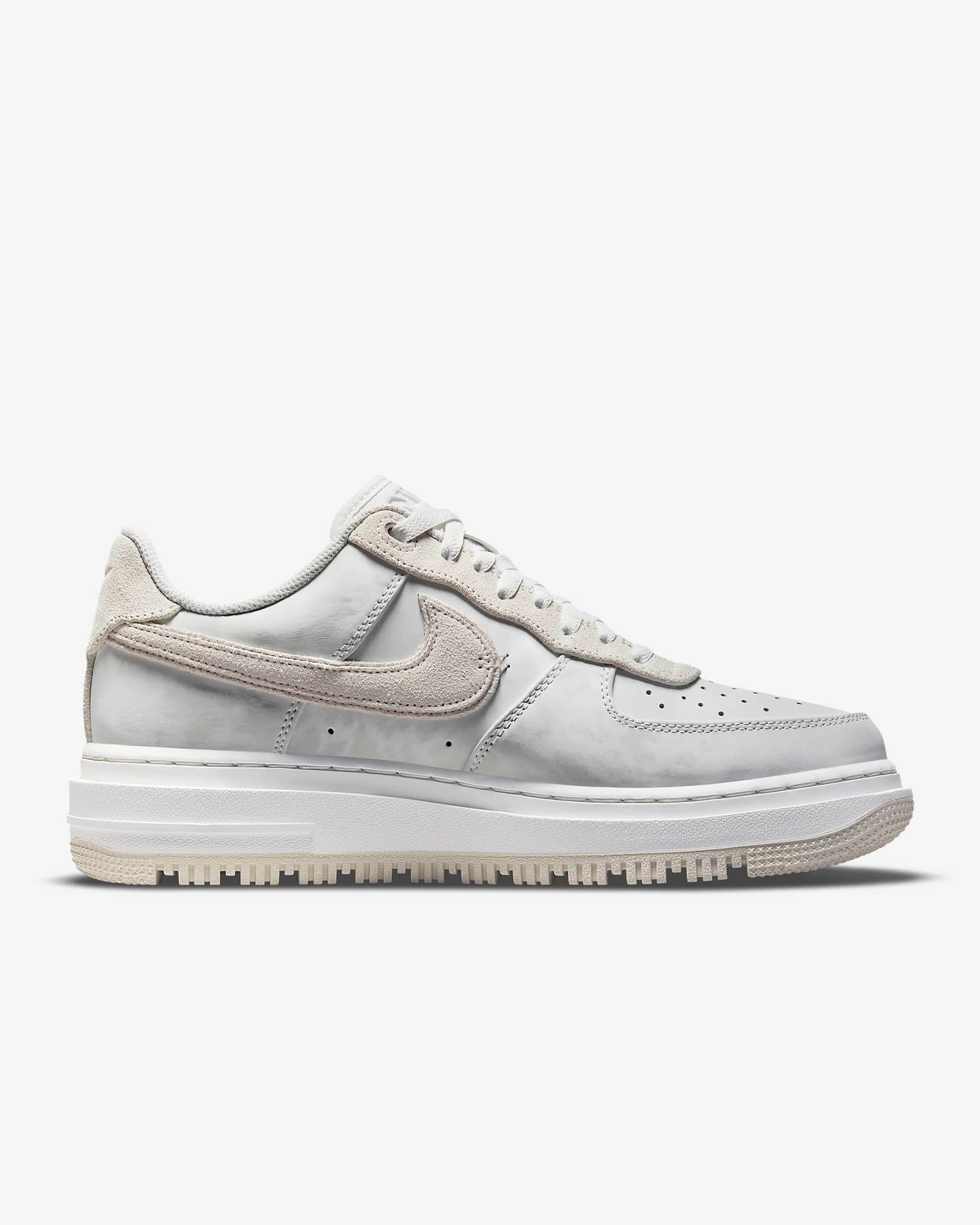 Nike Air Force 1 Luxe Men's Shoes